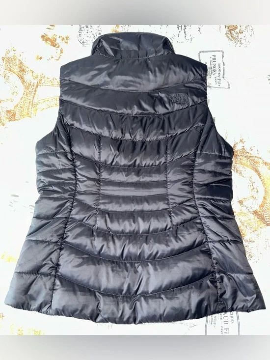 The North Face Women's Shiny Black Quilted Puffer Vest - Picture 2 of 4